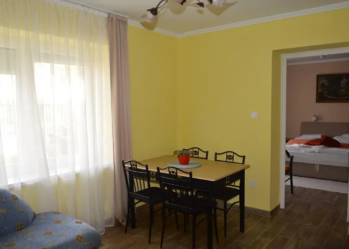 Apartamento Varga *